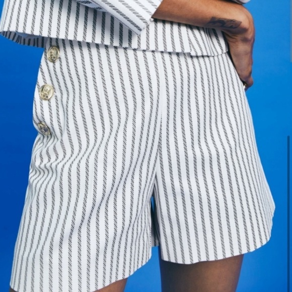 ZARA Nautical Striped High Waisted Gold Metallic Button Bermuda Shorts SZ M NWT - Picture 7 of 9